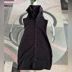 sleeveless casual black dress